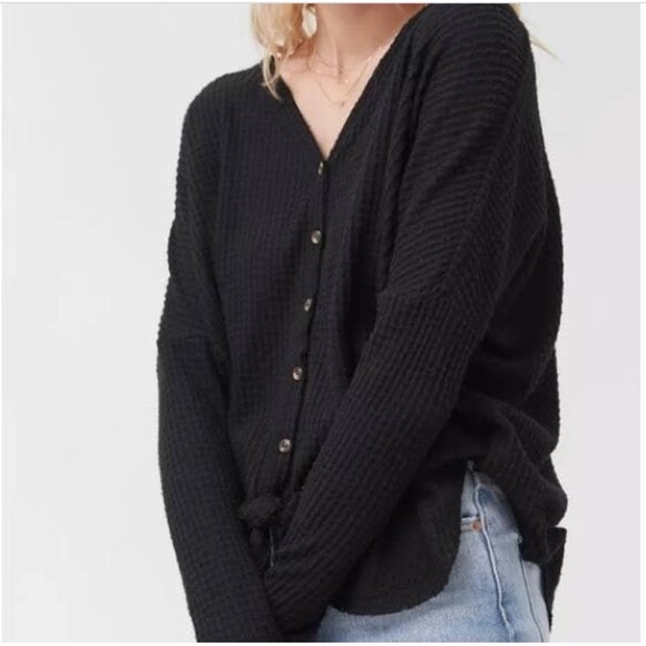 Out From Under Urban Outfitters Thermal Button Up Long Sleeve size Small Viscose - Picture 1 of 9